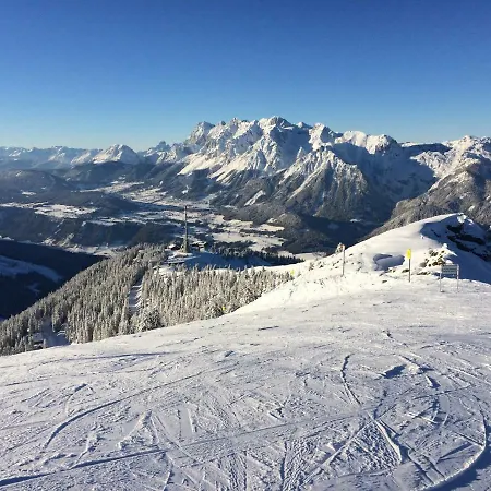 Hochstein هاوس إم إنيستال