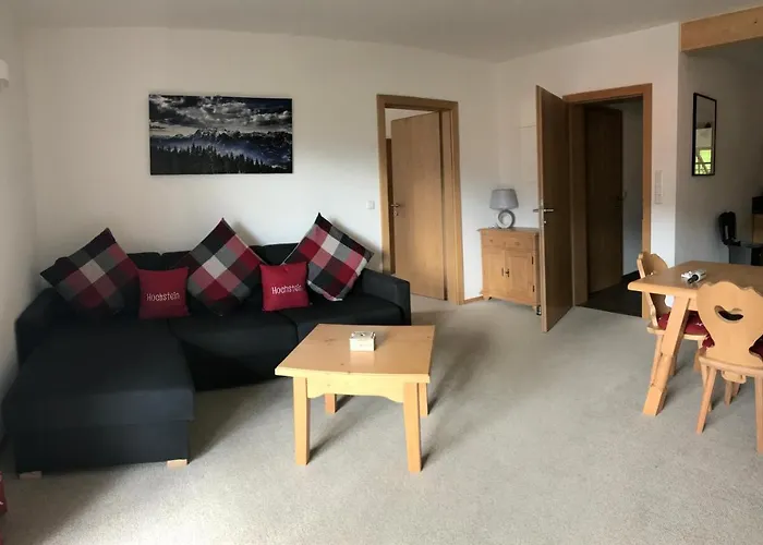 Hochstein Apartment *